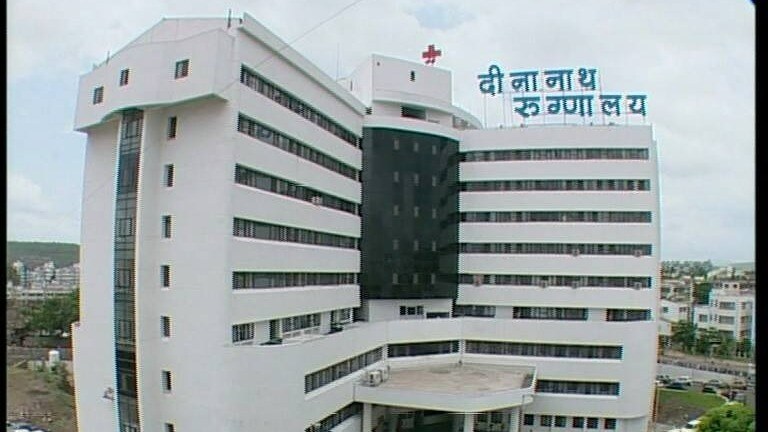 10 लाख रुपयांसाठी महिलेला दाखल करून न घेणाऱ्या पुण्यातील दिनानाथ रुग्णलयाचा नेमका इतिहास काय?  पुण्यातील दीनानाथ हॉस्पिटलचा नेमका इतिहास काय? (फोटो सौजन्य: Instagram)