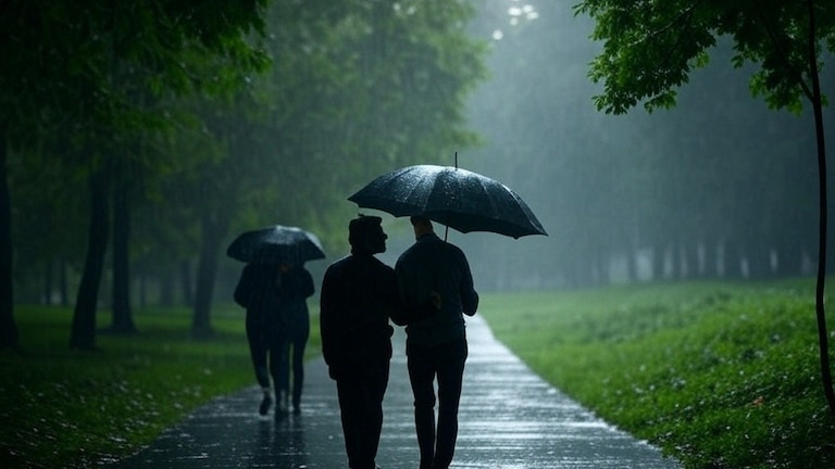 Maharashtra Weather : कोकण आणि उत्तर मध्य महाराष्ट्रात उष्ण व दमट हवामान! कोणत्या भागात पावसाच्या सरी कोसळणार? Maharashtra Weather Update (Photo - Grok AI)