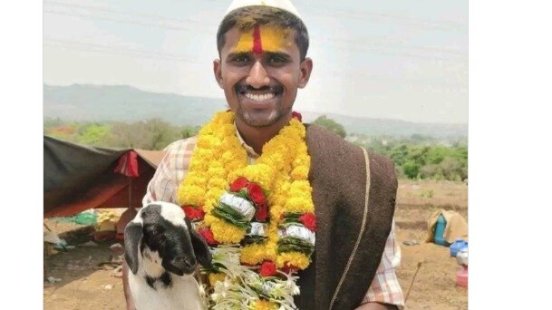 कोण आहे बिरदेव ढोणे?