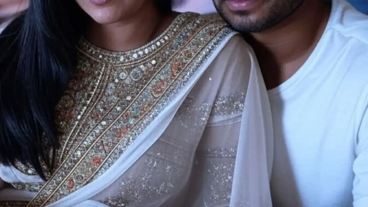 2 मुलांची आई प्रियकरासोबत घरीच करत होती मजा!