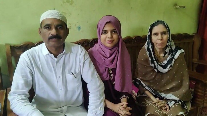 अदिबा अहमदची मार्कलिस्ट पाहिली का?