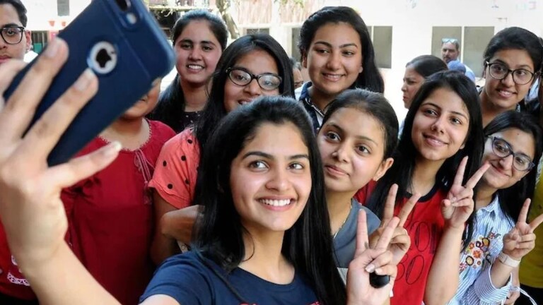 SSC 10th Result 2025 : विद्यार्थ्यांनो! दहावीचा निकाल लवकरच..या लिंकवर डाऊनलोड करा मार्कशीट Maharashtra SSC Result 2025