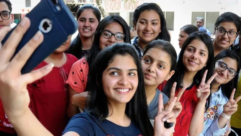 SSC 10th Result 2025 : विद्यार्थ्यांनो! दहावीचा निकाल लवकरच..या लिंकवर डाऊनलोड करा मार्कशीट Maharashtra SSC Result 2025