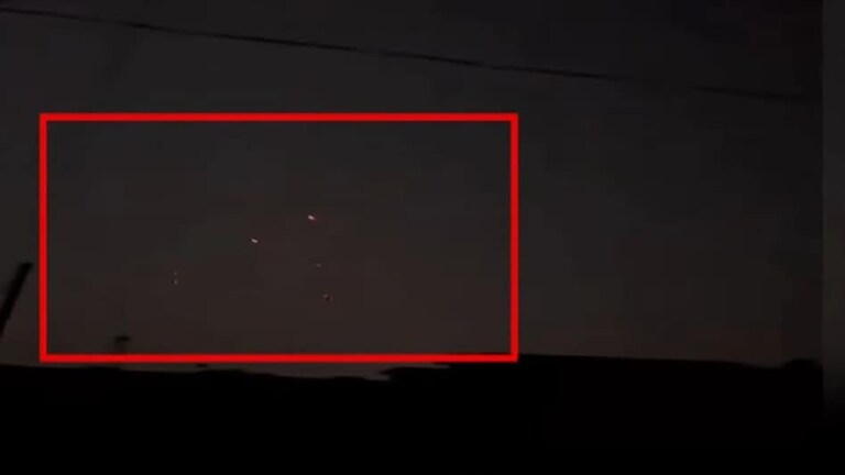 पाकिस्तानकडून पुन्हा हल्ला, कुठे Attack.. कुठे ब्लॅक आऊट? सगळ्यात अचूक माहिती फक्त मुंबई Tak वर कुठे Attack.. कुठे ब्लॅक आऊट?