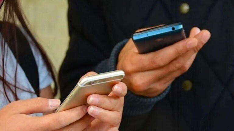 CBSE Results 2025 : 'असा' चेक करा ऑनलाईन रिझल्ट! SMS आणि Digilocker मध्येही मिळेल मार्कशीट , कसं ते जाणून घ्या CBSE Result 2025 Latest Update