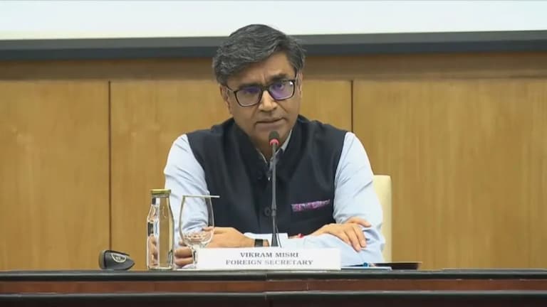 'पाकिस्तान ऐकायला तयार नाही हल्ला सुरूच, आता आम्ही...', Army ला थेट कारवाईचे आदेश Army ला थेट कारवाईचे आदेश