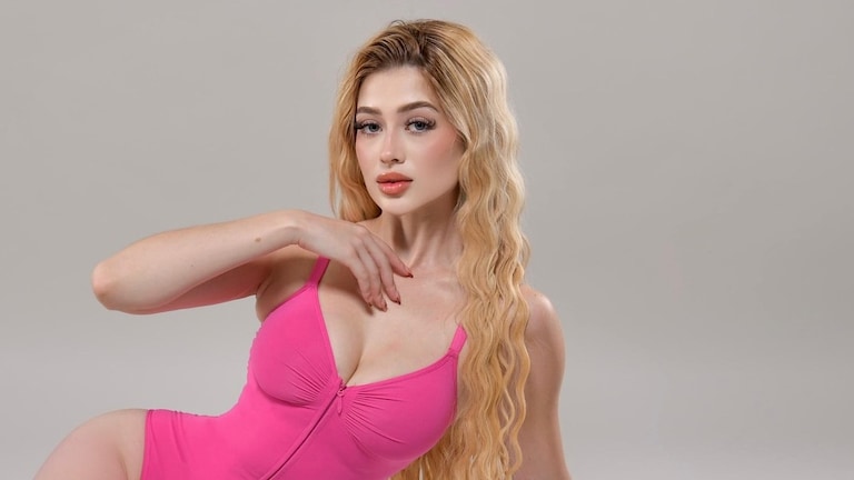 अत्यंत सुंदर दिसणाऱ्या तरुणीचा Live सुरू असतानाच खेळ खल्लास, थेट डोक्यातच... तरुणीची गोळ्या झाडून हत्या (फोटो सौजन्य: Instagram / Valeria Marquez)