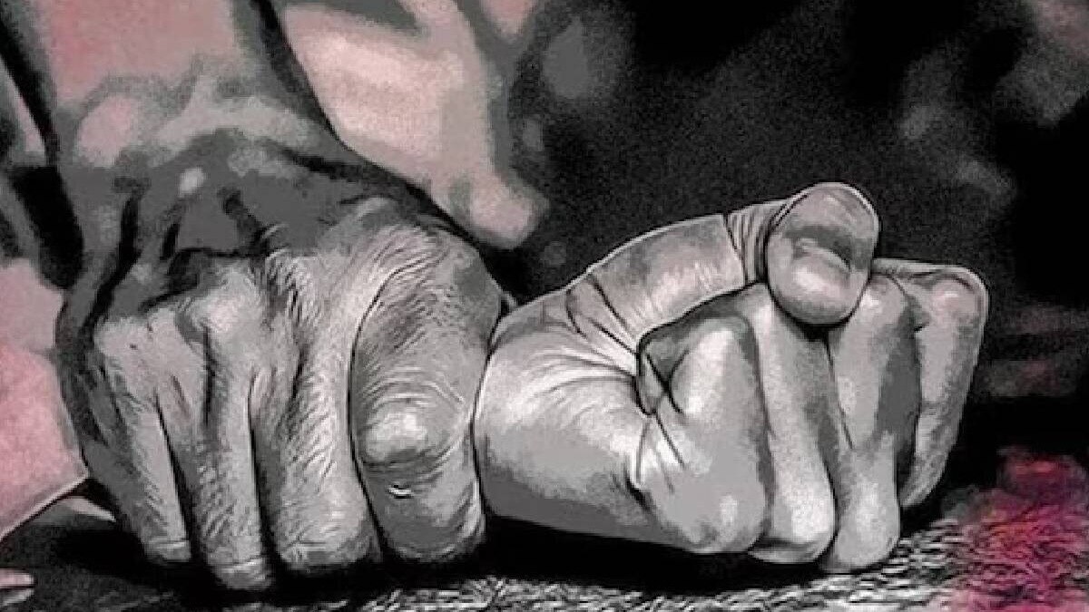 गुरुग्राममध्ये शाळेतील शिक्षिकेवर अत्याचार