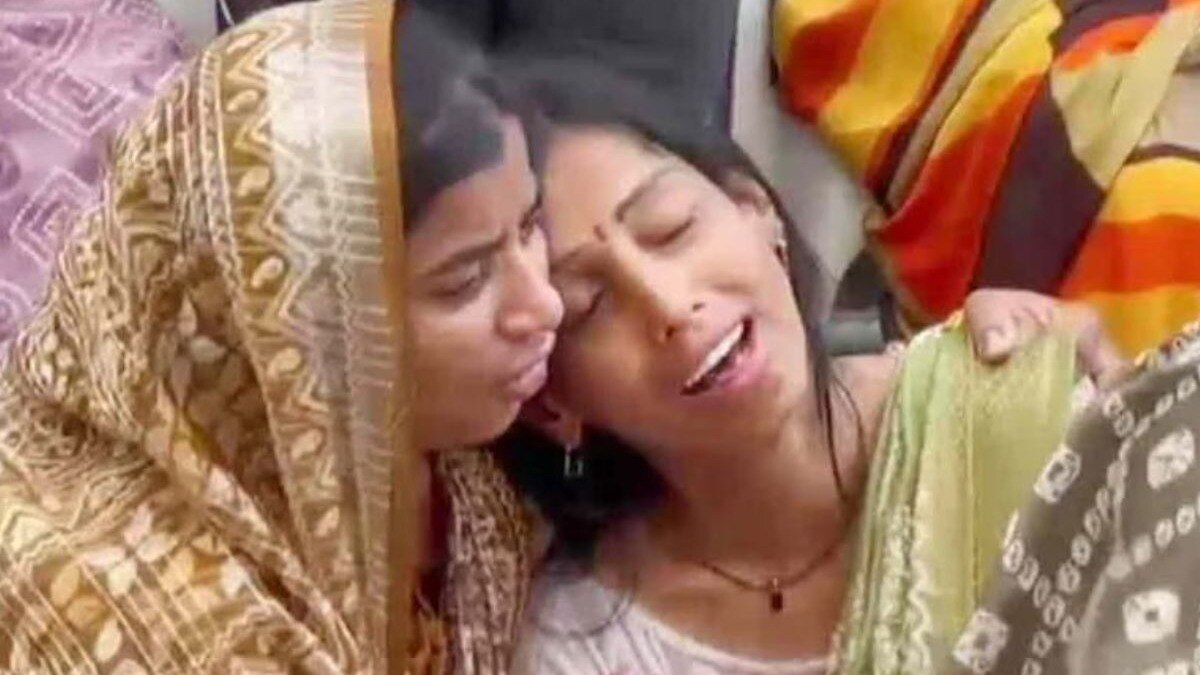 लग्नाच्या दोन दिवसानंतरच एअर इंडिया विमान अपघातामुळे महिलेचं सिंदूर पूसलं गेलं