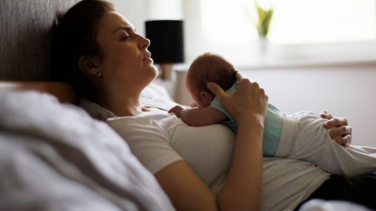 डॉक्टरचे चुकीचे उपचार आणि नवजात बालकाचा मृत्यू, रत्नागिरीत खळबळ डॉक्टरचे चुकीचे उपचार आणि नवजात बालकाचा मृत्यू