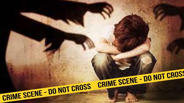 हात बांधून, तोंडात बोळा कोंबून 11 वर्षाच्या मुलांवर अत्याचार, बालकाश्रमातला शिपाईच... पुणे हादरलं Mumbai Tak