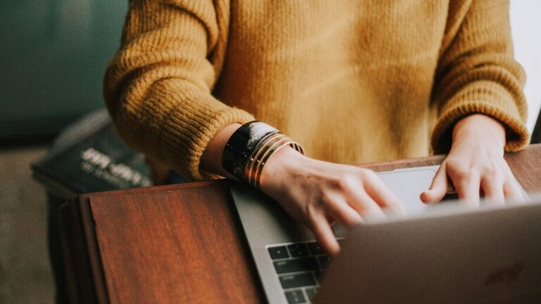 Govt Job: लाखोंचा पगार असलेल्या नोकरीसाठी करा अर्ज; फक्त 'ही' पात्रता असायला हवी! लाखोंचा पगार असलेल्या नोकरीसाठी करा अर्ज