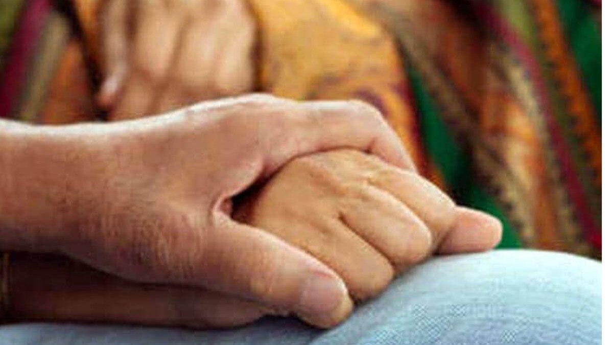 मोठ्या भावाच्या बायकोला घेऊन पळाला