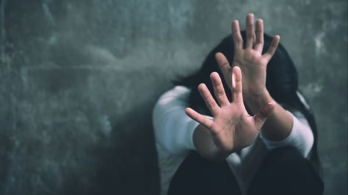 10 वर्षांच्या मुलीवर सामूहिक अत्याचार!
