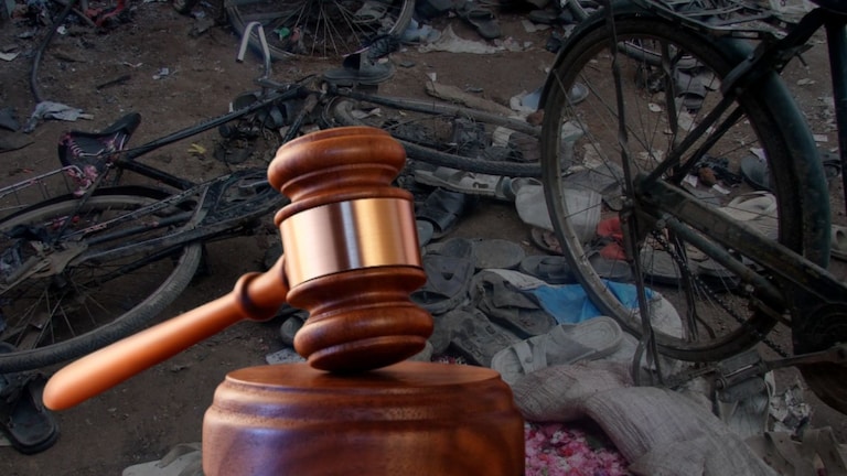 मोठी बातमी! मालेगाव बॉम्बस्फोटातील आरोपींची निर्दोष मुक्तता, न्यायालयाचा मोठा निर्णय malegaon bomb spot