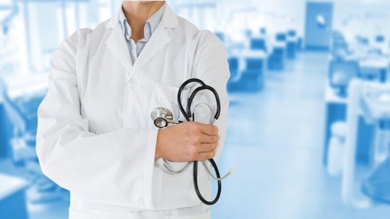 Govt Job: वैद्यकीय क्षेत्रात मिळवा सरकारी नोकरी... विविध पदांसाठी भरती, काय आहे पात्रता? वैद्यकीय क्षेत्रात मिळवा सरकारी नोकरी...