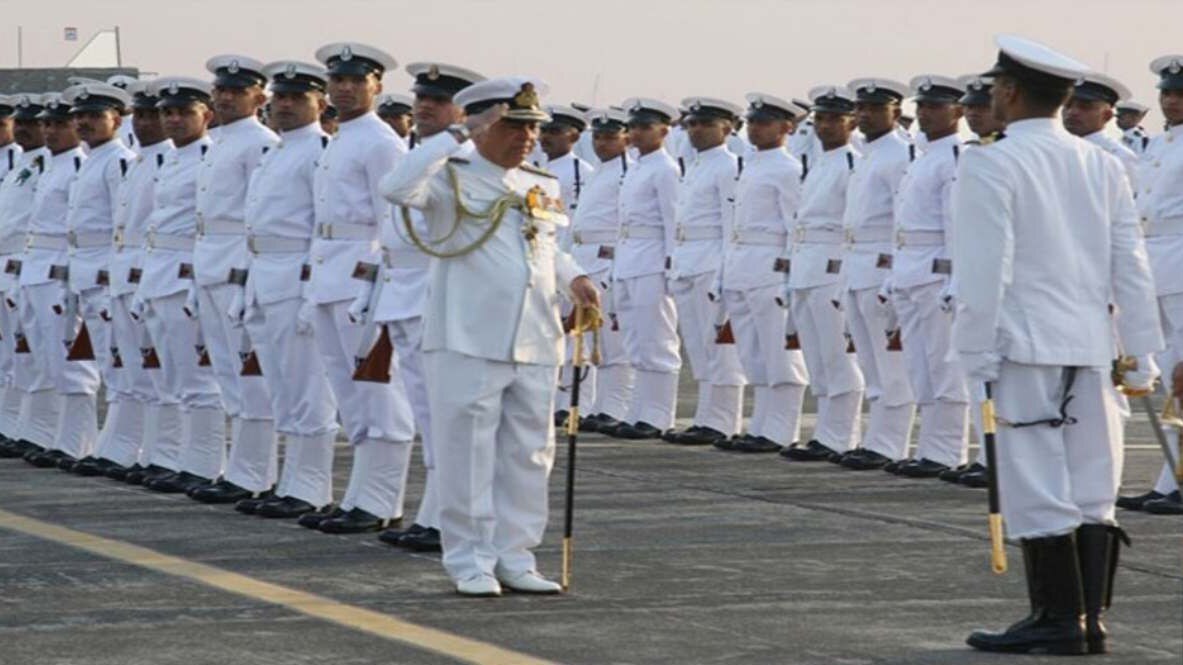 Govt Job: Indian Navy मध्ये नोकरीची सुवर्णसंधी... प्रचंड आकर्षक पगार इंडियन Navy मध्ये नोकरीची सुवर्णसंधी... किती मिळेल पगार?