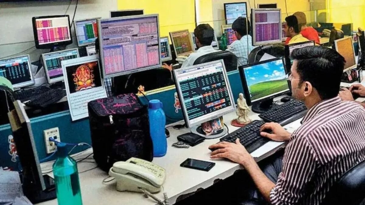 'State Bank of India'मध्ये बंपर भरती... मिळेल झापूक-झुपूक पगार, फक्त अर्जाची तारीख नका विसरू! 'स्टेट बँक ऑफ इंडिया'मध्ये निघाली बंपर भरती...