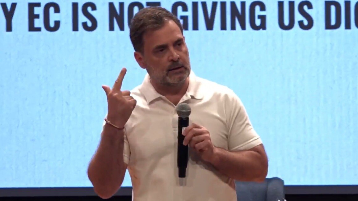 major rigging in maharashtra elections rahul gandhi showed evidence and claim what exactly is wrong with the voter list