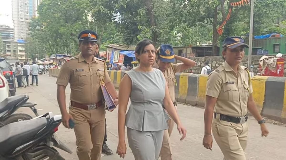 "एक करोड दे नाहीतर..." मुंबईतील महिलेचा तो कारनामा अन् एक्स बॉयफ्रेंडला...