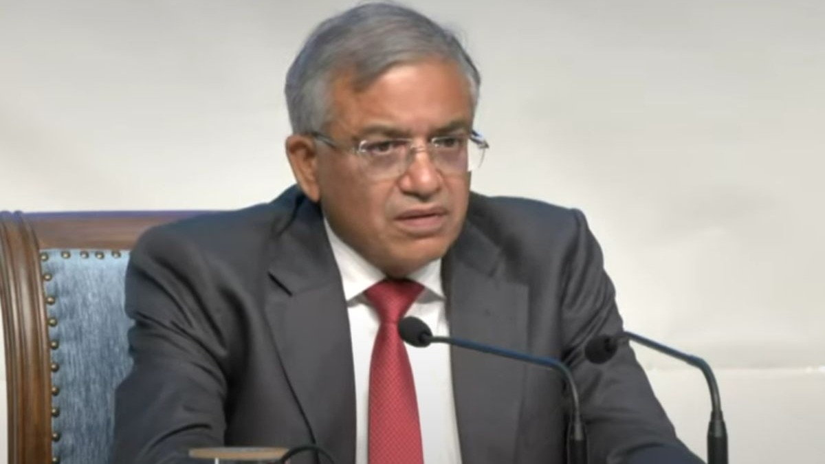 "खोट्या आरोपांना निवडणूक आयोग घाबरत नाही, खांद्यावर बंदूक ठेऊन...",मुख्य निवडणूक आयुक्त ज्ञानेश कुमार नेमकं काय म्हणाले?
