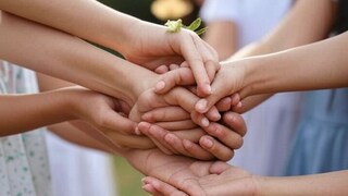 “पिंक गँग” 16 मुली आणि फिक्स टार्गेट... फक्त एक कॉल अन् लोक स्वतः करायचे पैसे ट्रान्सफर! Mumbai Tak