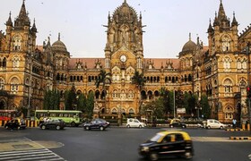 Mumbai Weather: CSMT सह 'या' भागात पडणार दमदार पाऊस! असं असेल मुंबईचं आजचं हवामान! heavy to heavy rainfall possibility in mumbai city today especially marine drive worli juhu imd forecast mumbai weather latest update