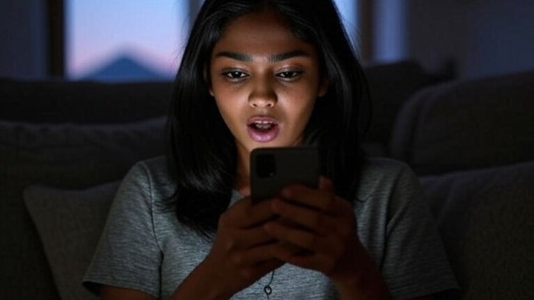 सात वर्षांपासून पती बेपत्ता! नंतर रील्समध्ये दुसऱ्याच महिलेसोबत दिसला अन्... पत्नीसमोर आलं धक्कादायक सत्य.. सात वर्षांपासून पती बेपत्ता! नंतर रील्समध्ये दुसऱ्याच महिलेसोबत दिसला अन्...