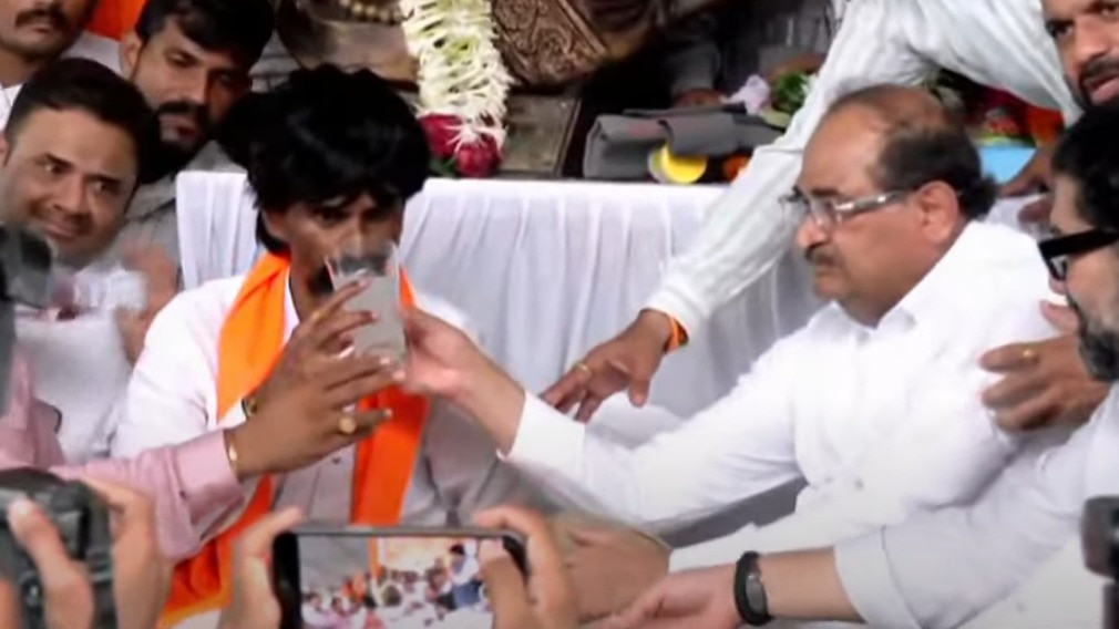 Mumbai Tak
