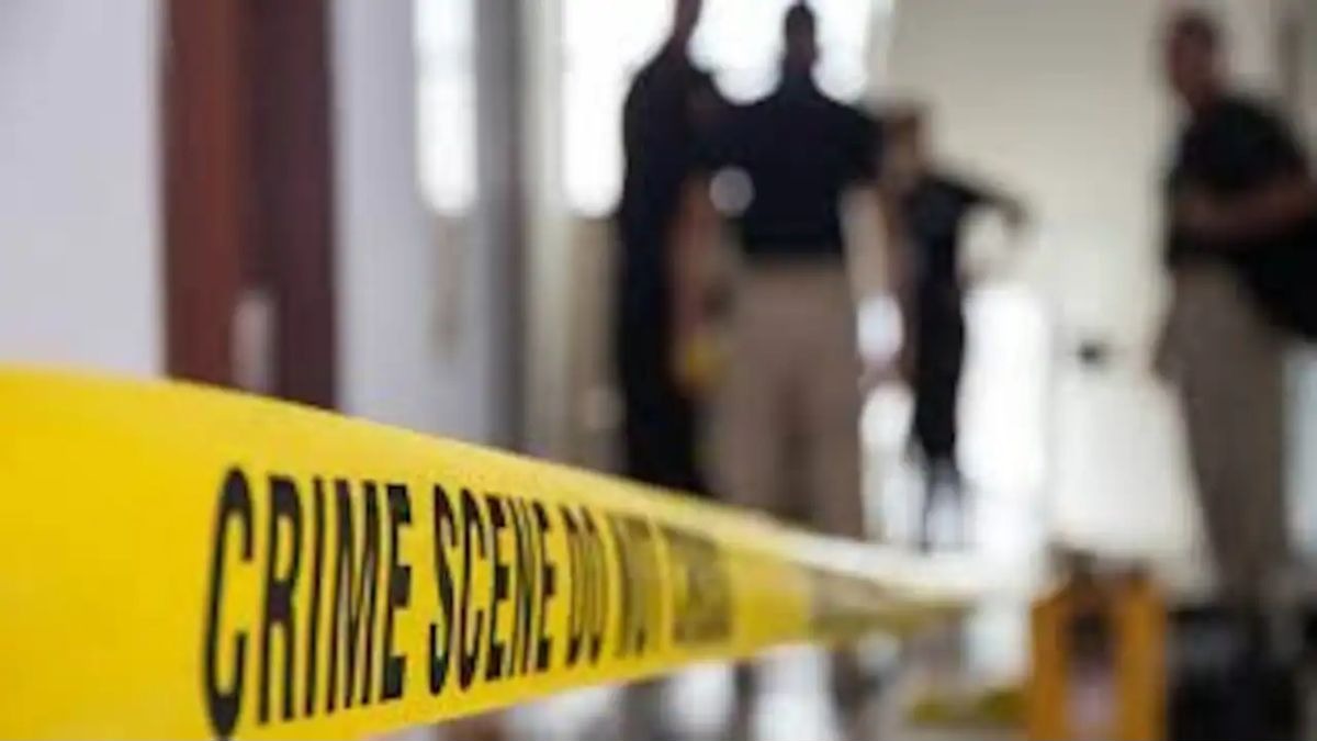रात्री पत्नीला मित्रासोबत नको त्या अवस्थेत पाहिलं, पतीने सगळ्यानांच टाकलं हादरवून!