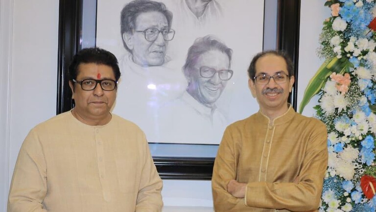 Uddhav-Raj Thackeray: 'तू परत ये.. मला भेटायला!', उद्धव ठाकरेंना 'शिवतीर्था'वर पुन्हा कोणी आणि का बोलावलेलं? अखेर आलं समोर! you come back to meet me who invited uddhav thackeray to raj thackeray home shivatirtha again and why finally the real reason came to light shiv sena ubt mns alliance yuti mumbai bmc election