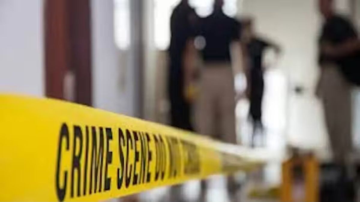 मुलांचा गळा दाबून पाण्यात बुडवल, नंतर पतीनेही संपवलं आयुष्य पण पत्नी मात्र... हादरवून टाकेल अशी घटना