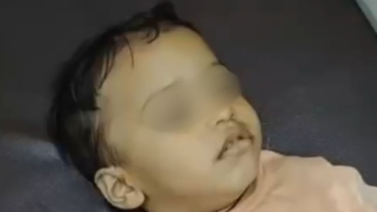 दीड वर्षांचा मुलगा चौथ्या मजल्यावरून कोसळला... रुग्णालयात पाठवताना झाली वाहतूक कोंडी, नंतर तपासादरम्यानच... 