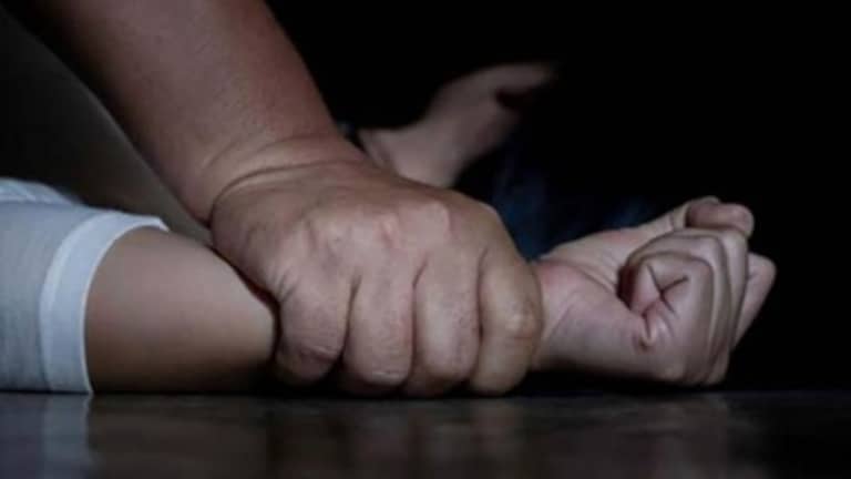 आधी फेसबुकवर मैत्री केली अन् लग्नाचं आमिष दाखवलं, नंतर भेटायला बोलावून कॅनेल रोडला नेलं, गुंगीचं औषध देत मित्रासह.... Bhandara crime