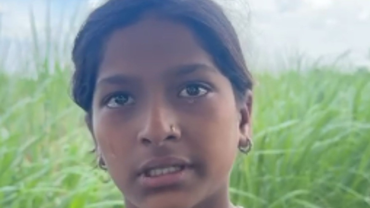 माझे पप्पा गेले, कोणाचेही जाऊ नयेत; अतिवृष्टीमुळे शेतकरी बापाचं  टोकाचं पाऊल, लेकीनं फोडला हंबरडा