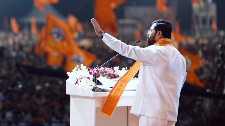 LIVE: Shiv Sena च्या दसरा मेळाव्यात एकनाथ शिंदेंचं भाषण सुरू eknath shinde speech at shiv sena dussehra rally will be announced shortly