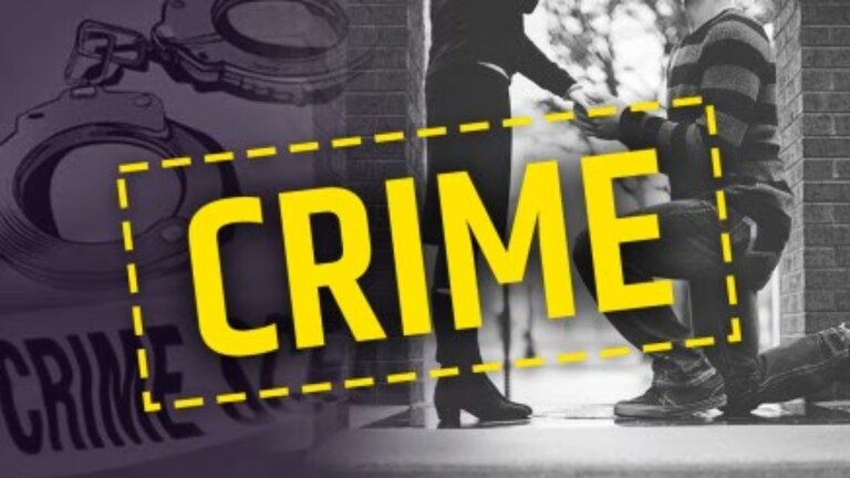 पुणे : टीव्ही बंद करुन माझ्या डोळ्यात ड्रॉप टाक, वडिलांनी काम सांगताच मुलगा संतापला; जन्मदात्याला संपवलं Mumbai Tak