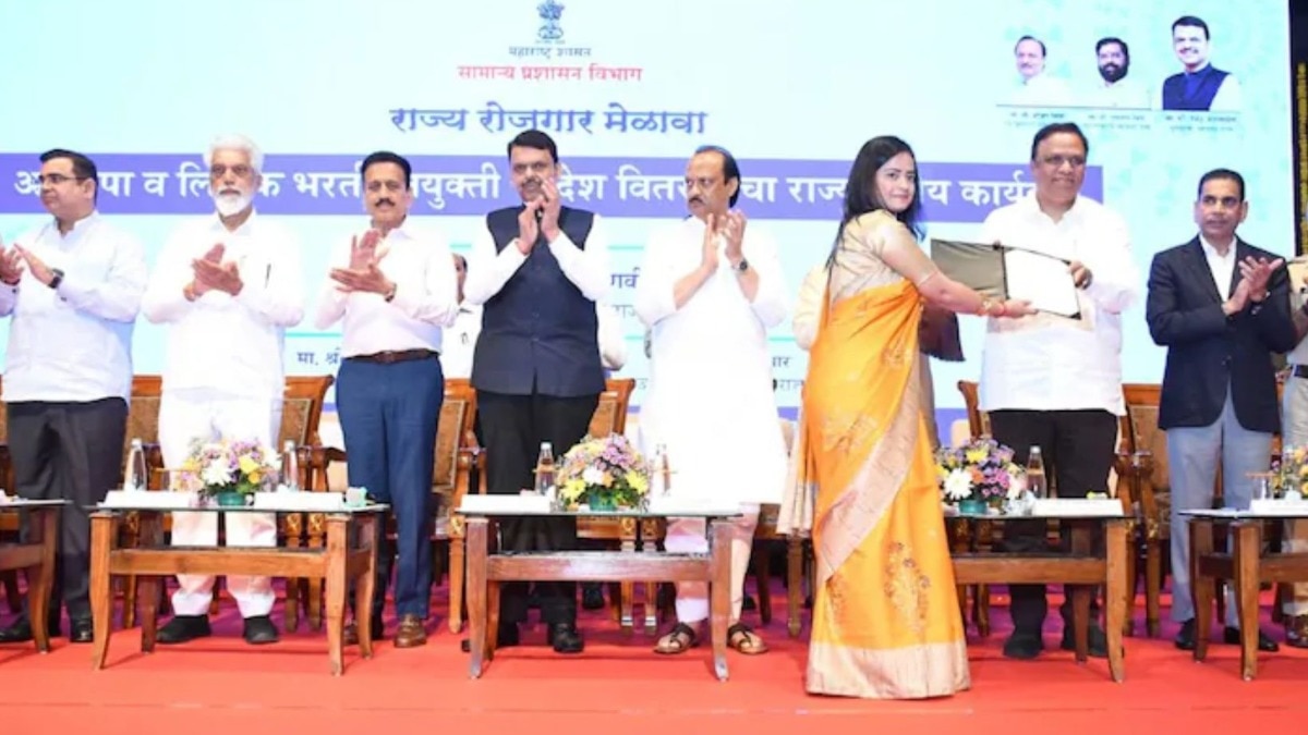 26/11 च्या दहशतवादी हल्ल्यात वडील शहीद झाले, 17 वर्षांच्या संघर्षमय आयुष्यानंतर मुलीला मिळाली सरकारी नोकरी