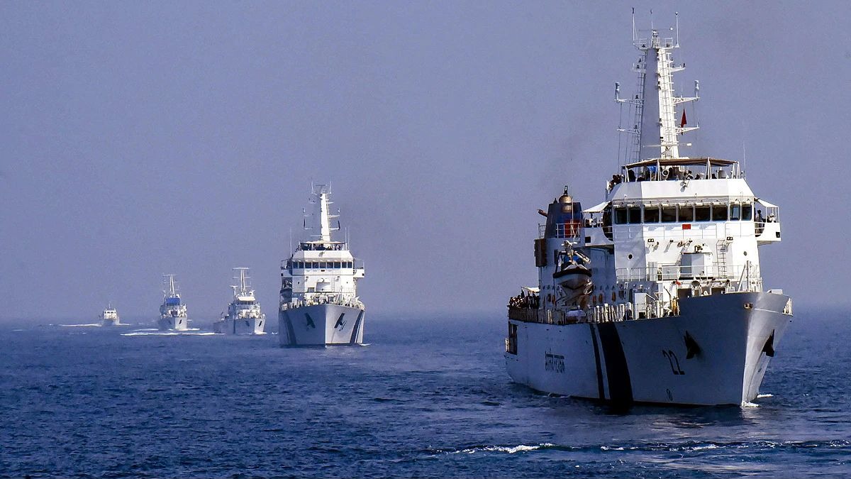 Govt Job: 10 वी पास तरुणांनी मिळवा भारतीय तटरक्षक दलात नोकरी! कसा कराल अर्ज? भारतीय तटरक्षक दलात भरती...