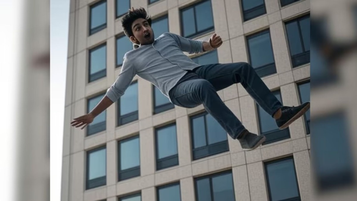 नाशिक : इंजिनिअरिंगच्या विद्यार्थ्याची कॉलेजच्या इमारतीवरुन उडी मारुन आत्महत्या, इन्स्टाग्राम पोस्टमध्ये सगळं सांगितलं Mumbai Tak