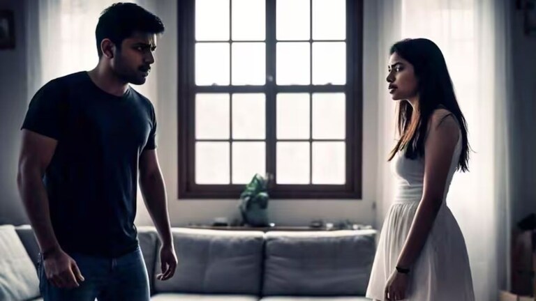 लॉजवरच्या रुममध्ये होते गर्लफ्रेंड-बॉयफ्रेंड, अचानक नको ते घडलं आणि दोघांचाही गेला जीव! प्रेयसी आणि प्रियकर एकत्र लॉजच्या खोलीत बंद...