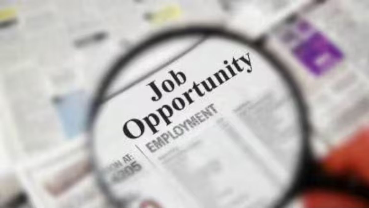 Govt Job: 'या' बँकेकडून पोस्ट विभागात निघाली मोठी भरती! थेट अर्ज करा अन्... काय आहे पात्रता? 