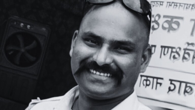 सोलापूरात पोलीस अंमलदाराचा झोपेत खाटेवरून पडून मृत्यू, कुटुंब पडलं वाऱ्यावर, पंचनाम्यातून काय उलगडलं? Solapur News