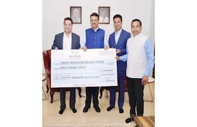 Ïmpact feature: अभय भुतडा फाउंडेशनतर्फे महाराष्ट्रातील पूरग्रस्तांसाठी सीएम रिलीफ फंडला 5 कोटी रुपयांची देणगी abhay bhutada foundation donates rs 5 crore to cm relief fund for flood victims in maharashtra