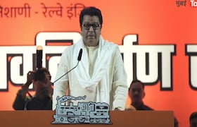 राज ठाकरेंकडून पुन्हा 'लाव रे तो व्हिडीओ', पीएम मोदी अन् शिंदेंच्या आमदारांचे व्हिडीओ दाखवले, निवडणूक आयोगाला घेरलं  Mumbai Tak