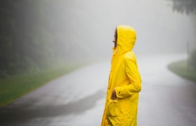 स्वेटर नाही आता रेनकोट वापरा! राज्यातील 'या' जिल्ह्यांना पावसाचा अलर्ट  maharashtra weather