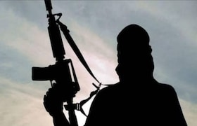 अल-कायदा दहशतवादी संघटनेशी संबंध, आक्षेपार्ह साहित्य बाळगल्याचा आरोप... पुण्यातील उच्चशिक्षित तरुणाला अटक पुण्यातील उच्चशिक्षित तरुणाला अटक