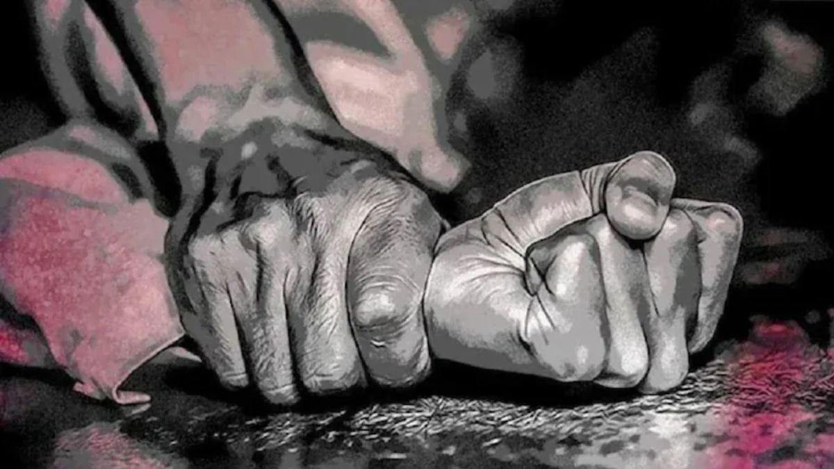 चुलत भावाने 17 वर्षीय अल्पवयीन तरुणीवर केला बलात्कार! विरोध केला असता मारहाण केली अन् घराच्या छतावरून...