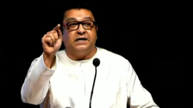 'कसली चाटूगिरी... सत्ता असो नसो 'नमो' सेंटर फोडून टाकणार', राज ठाकरेंचं शिंदेंना थेट आव्हान Raj Thackeray