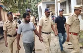 ठाणे: 'त्या' कारणावरून वाद झाला अन् भाच्याने स्वत:च्या मामालाच संपवलं... CCTV मध्ये घटना कैद  भाच्याने स्वत:च्या मामालाच संपवलं...